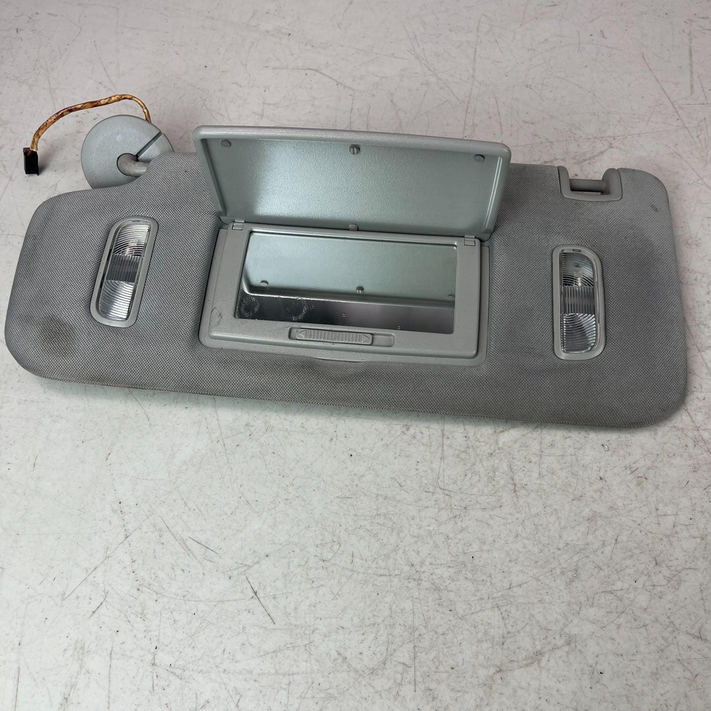 2008-2015 CADILLAC CTS-V FRONT LEFT SIDE INTERIOR SUNVISOR SUN VISOR SHADE OEM