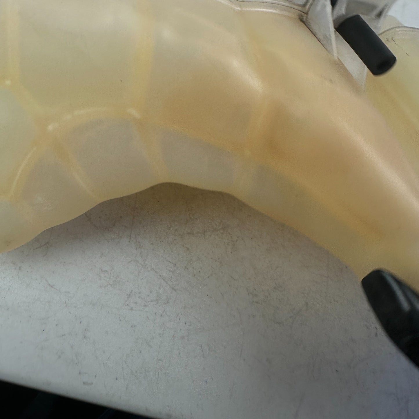 2011 - 2023 DODGE CHARGER 3.6L ENGINE RADIATOR COOLANT RECOVERY BOTTLE TANK OEM