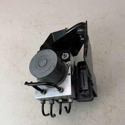 2017-20 MASERATI LEVANTE AWD ABS ANTI-LOCK BRAKE PUMP MODULE 6701037380 3.0L OEM