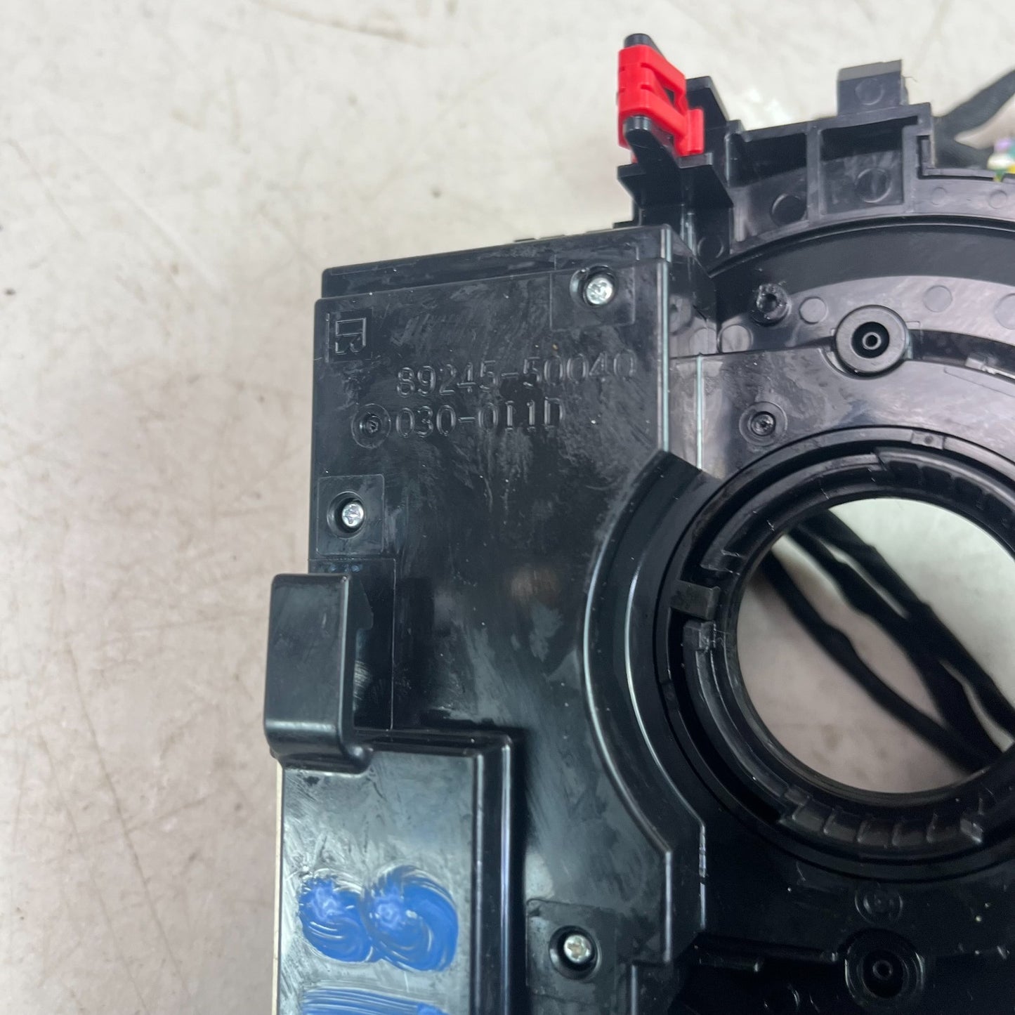 2019-2023 TOYOTA COROLLA FRONT LEFT STEERING WHEEL ANGLE SENSOR 89245-50040 OEM