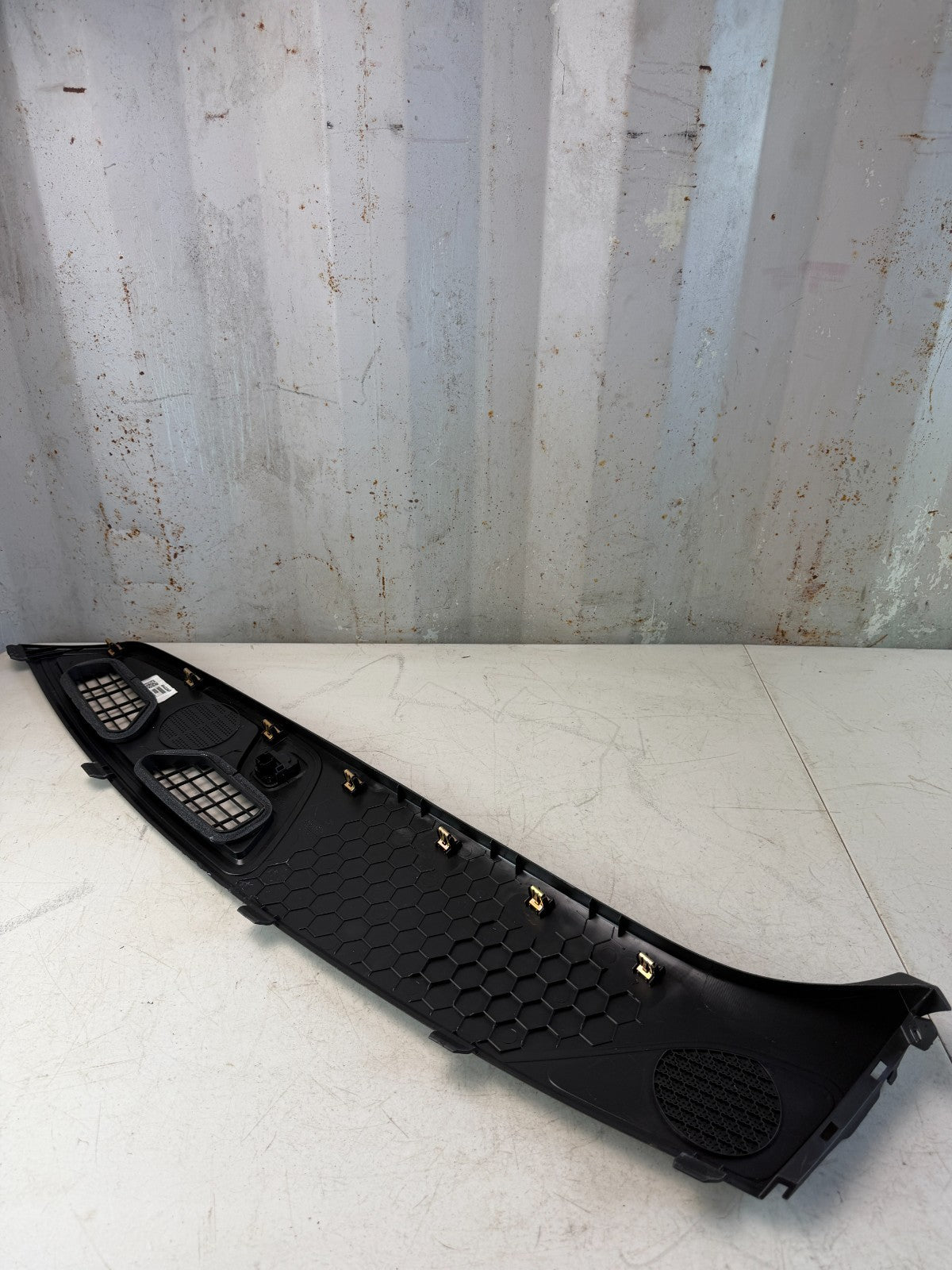 2016-2024 CHEVROLET CAMARO DASH DASHBOARD DEFROST GRILLE COVER TRIM PANEL OEM