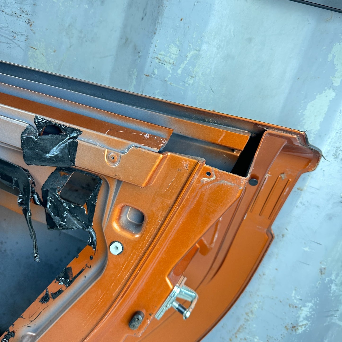 05-13 CHEVROLET CORVETTE FRONT RIGHT PASSENGER SIDE DOOR SHELL PANEL ORANGE OEM