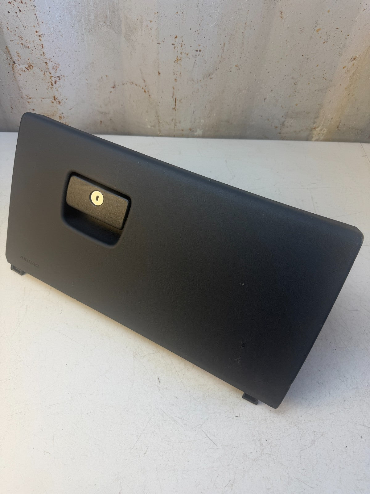 2016 - 2024 CHEVROLET CAMARO ZL1 DASH GLOVE BOX STORAGE COMPARTMENT BLACK OEM
