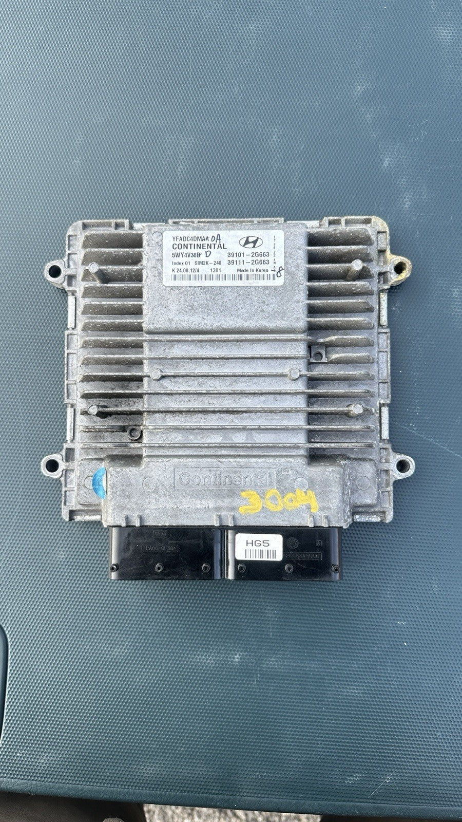 2011-2014 Hyundai Sonata Engine Control Module ECU ECM OEM 39101 2G663