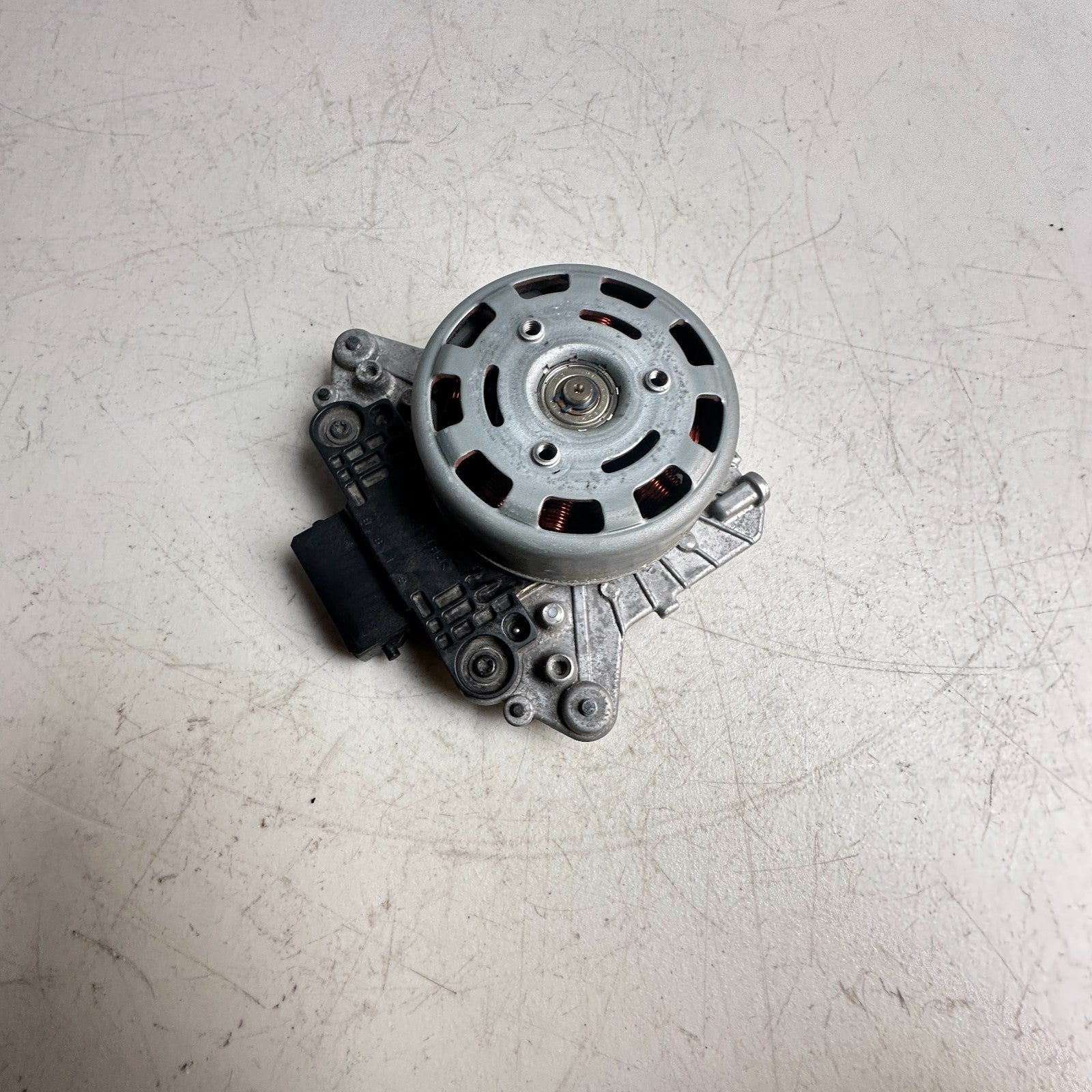 2019-2022 TOYOTA COROLLA ENGINE RADIATOR ELECTRIC COOLANT COOLING FAN MOTOR OEM