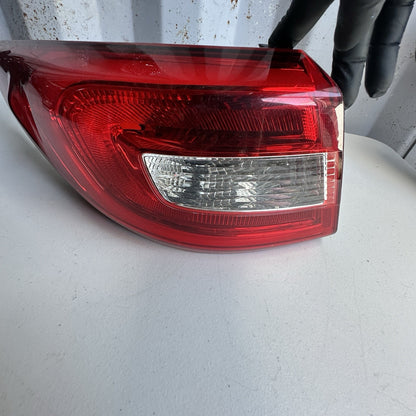 2015 2016 2017 HYUNDAI SONATA LEFT DRIVER SIDE QUARTER TAIL LIGHT OEM