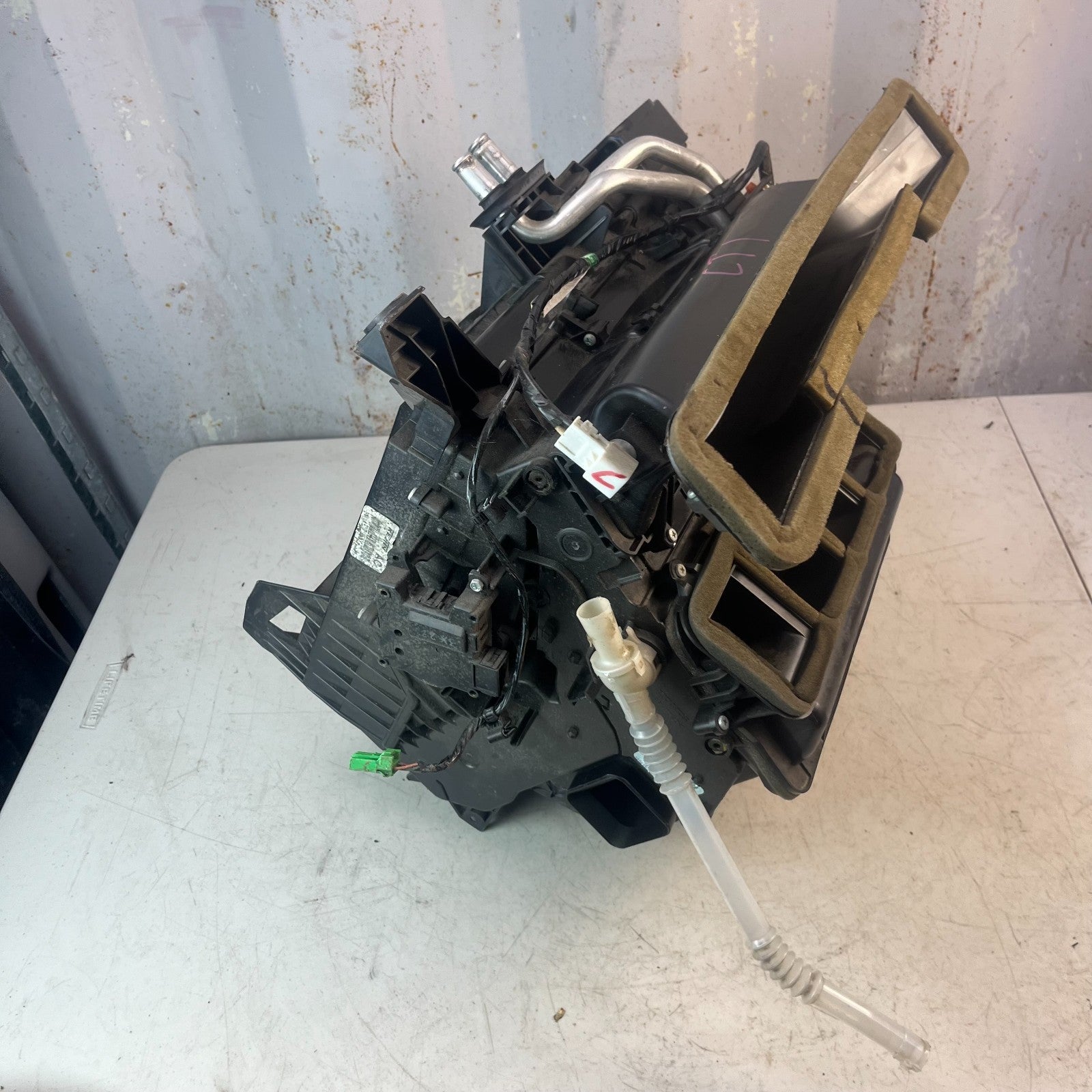 2013-2017 HONDA ACCORD FRONT HVAC AC A/C HEATER CORE ASSEMBLY 79104-T2F-A61 OEM