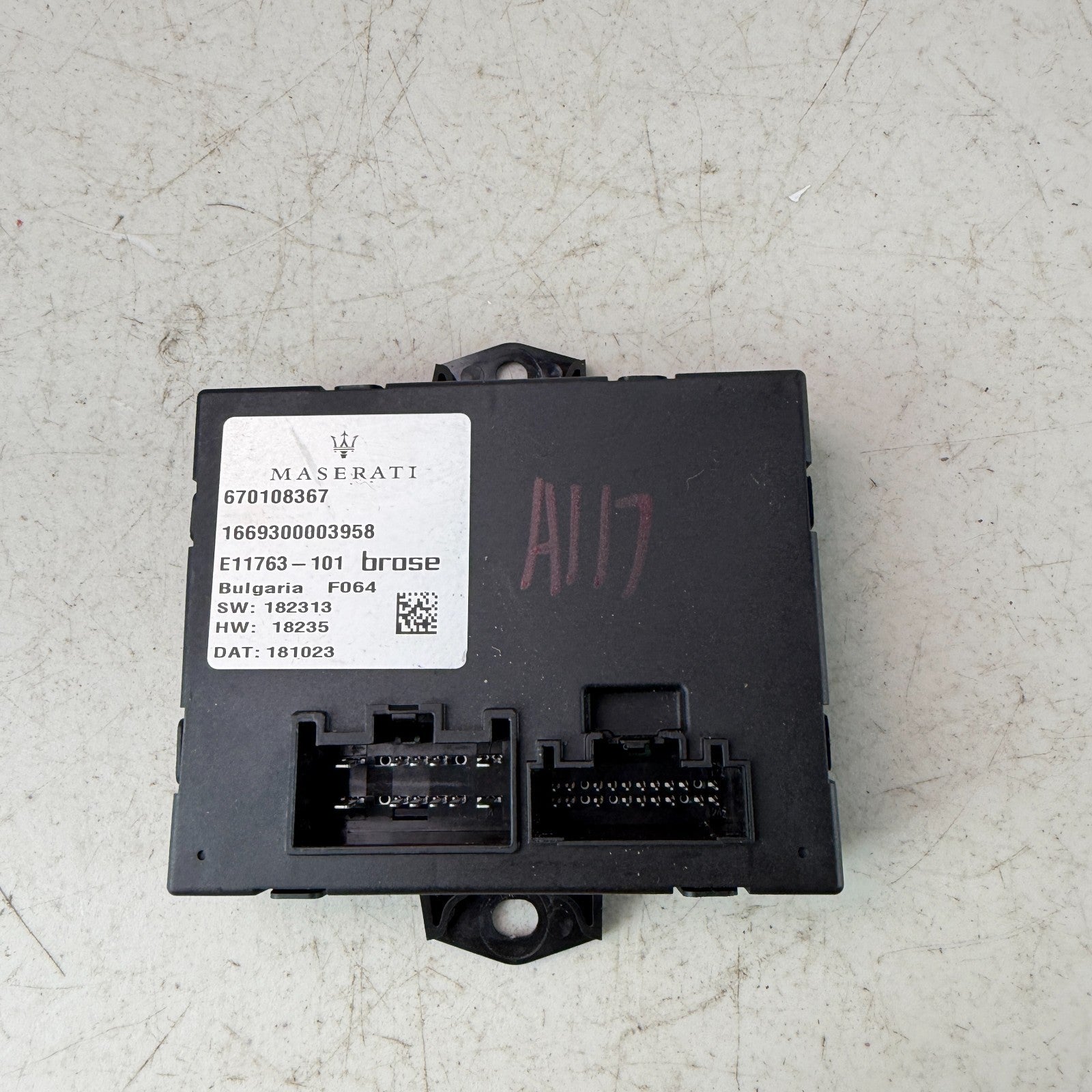 2017-2024 MASERATI LEVANTE TAILGATE LIFTGATE CONTROL MODULE UNIT 670108367 OEM