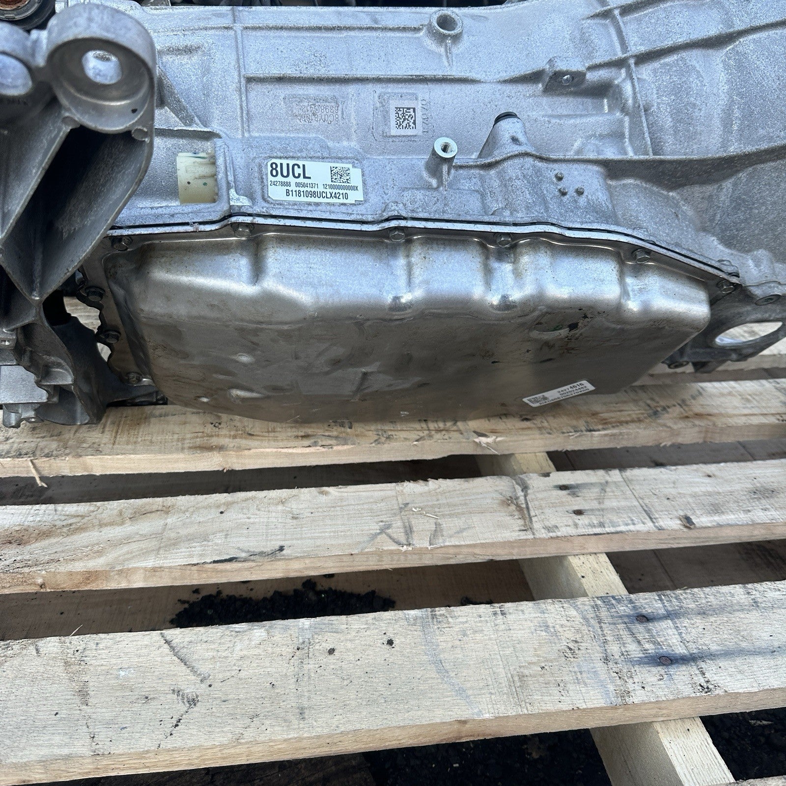2018 Chevrolet Camaro Automatic Transmission Assembly OEM 6.2L RWD 30K Miles