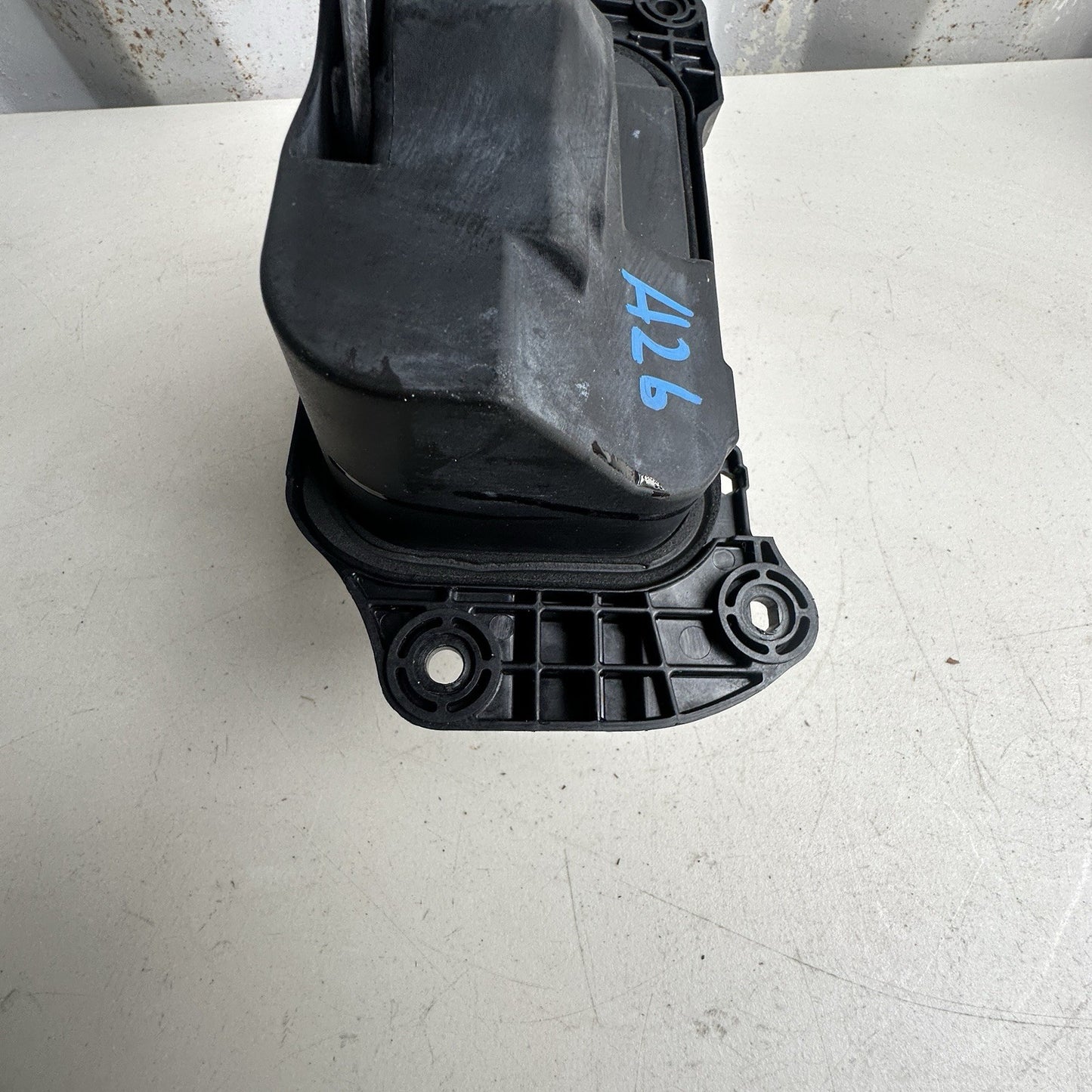 2014-2019 CHEVY CORVETTE AUTOMATIC TRANSMISSION GEAR SHIFTER LEVER OEM