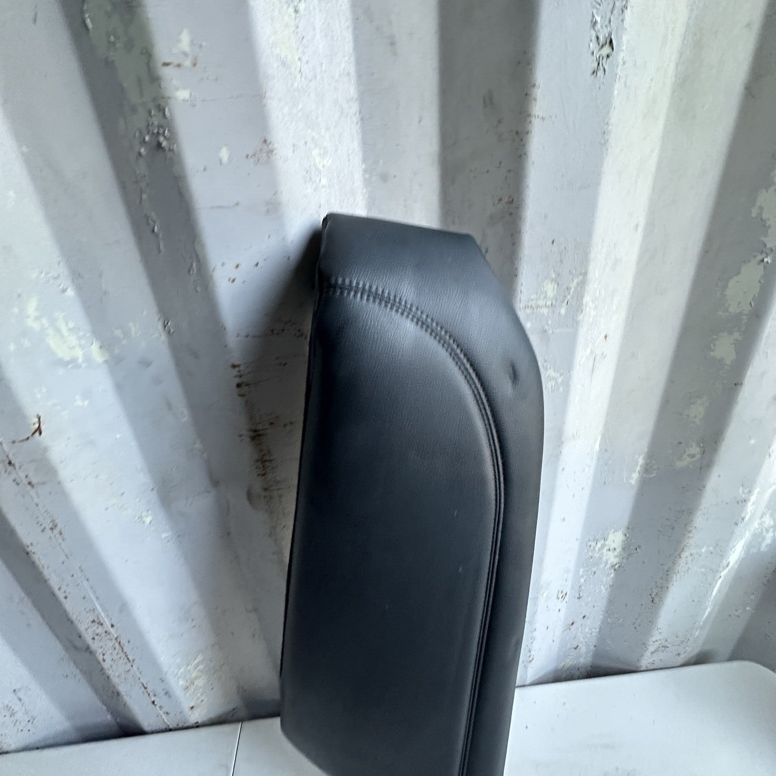 13-17 Honda Accord REAR LEFT SEAT BOLSTER Corner Cushion Black Leather USED OEM