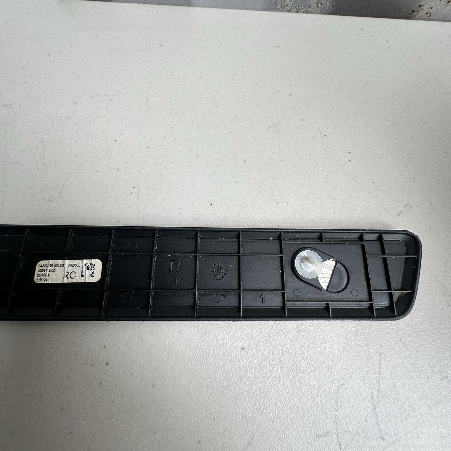 2023-2025 ACURA INTEGRA FRONT RIGHT PASSENGER DOOR SILL SCUFF COVER PANEL OEM