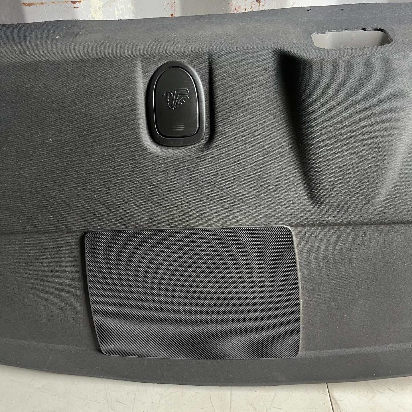 2008-2015 CADILLAC CTS-V REAR WINDOW SOUND SPEAKER TRIM COVER PANEL 15265471 OEM