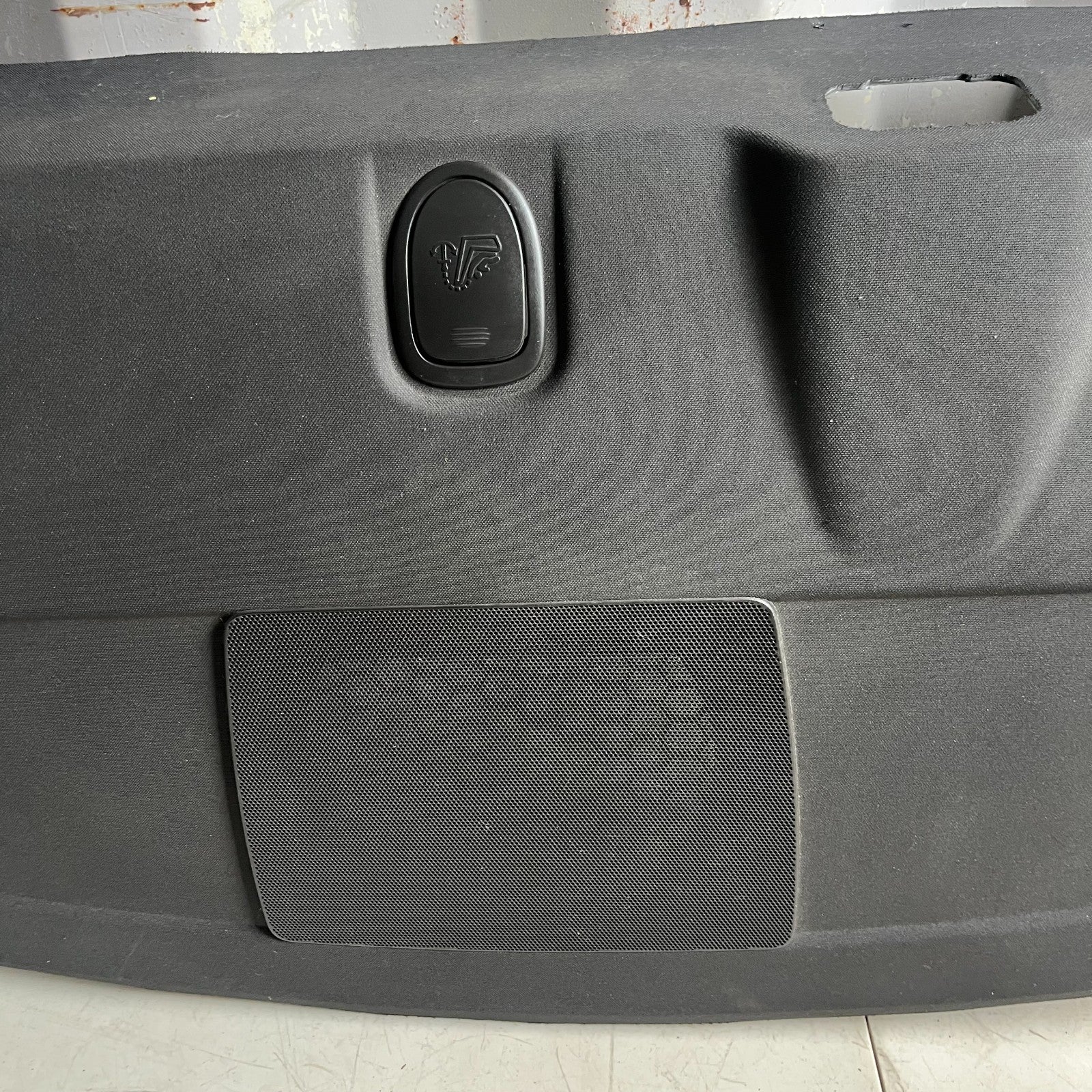 2008-2015 CADILLAC CTS-V REAR WINDOW SOUND SPEAKER TRIM COVER PANEL 15265471 OEM