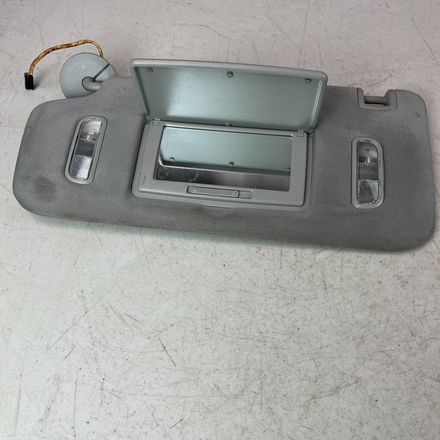 2008-2015 CADILLAC CTS-V FRONT LEFT SIDE INTERIOR SUNVISOR SUN VISOR SHADE OEM