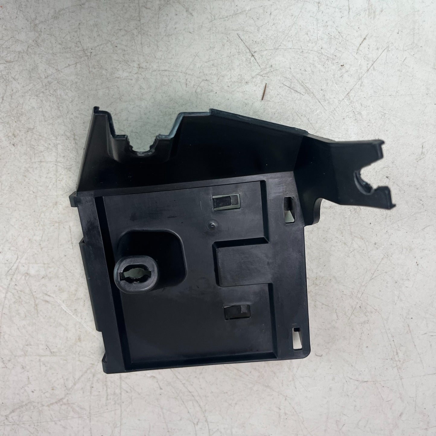 2008-2015 CADILLAC CTS-V FUEL PUMP DRIVER CONTROL MODULE BRACKET 25949132 OEM