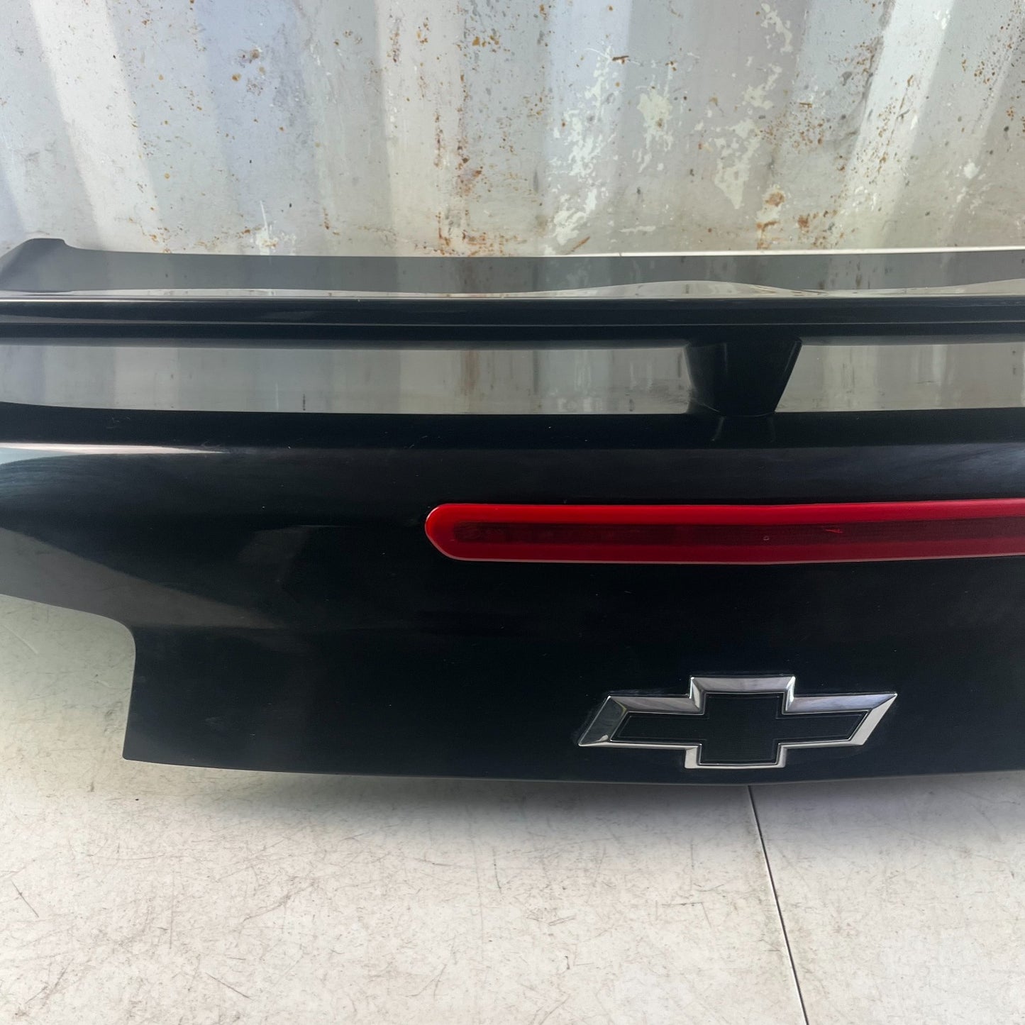 2016-2024 CAMARO SS REAR TRUNK DECK LID PANEL WITH WING SPOILER ASSY BLACK OEM