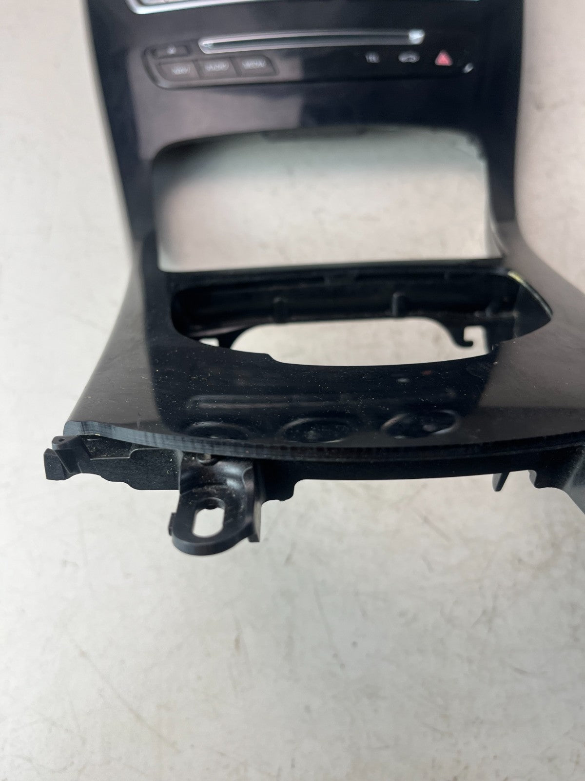 2015-2020 MERCEDES W205 C300 2.0L CENTER CONSOLE AIR VENT SWITCH PANEL ASSY OEM