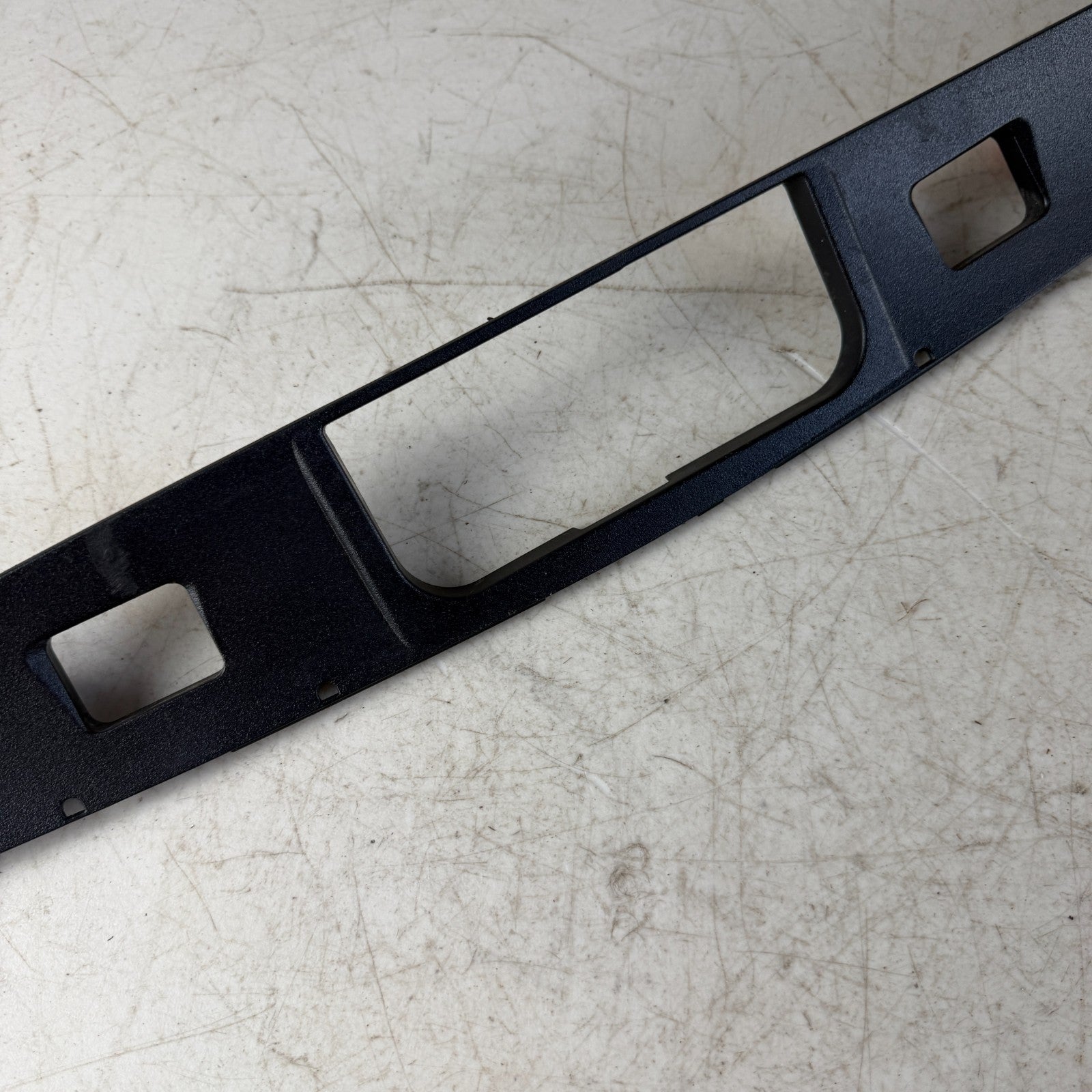2015-2021 MERCEDES-BENZ W205 C300 REAR TRUNK LID HANDLE MOLDING A2057401200 OEM