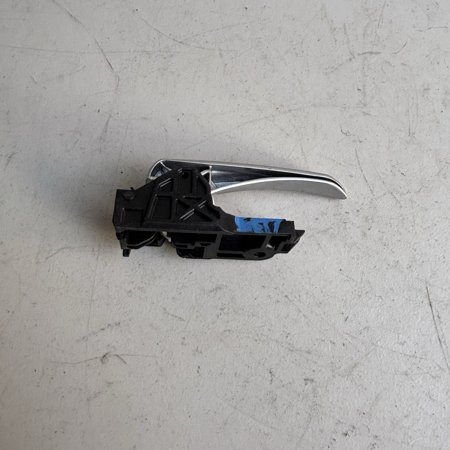 2018-2024 TOYOTA CAMRY FRONT OR REAR DRIVER SIDE DOOR INTERIOR INSIDE HANDLE OEM