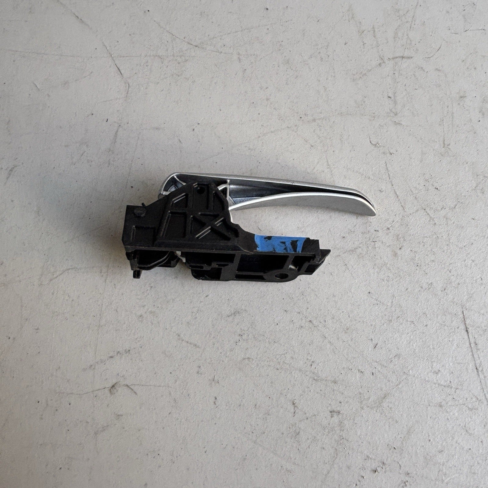 2018-2024 TOYOTA CAMRY FRONT OR REAR DRIVER SIDE DOOR INTERIOR INSIDE HANDLE OEM