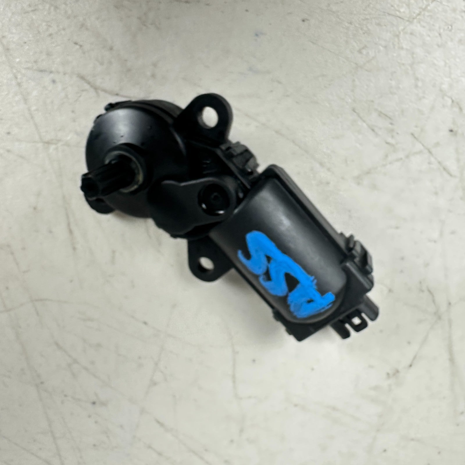 2005-2013 CHEVROLET CORVETTE C6 HEATER VENT BLEND DOOR ACTUATOR MOTOR OEM