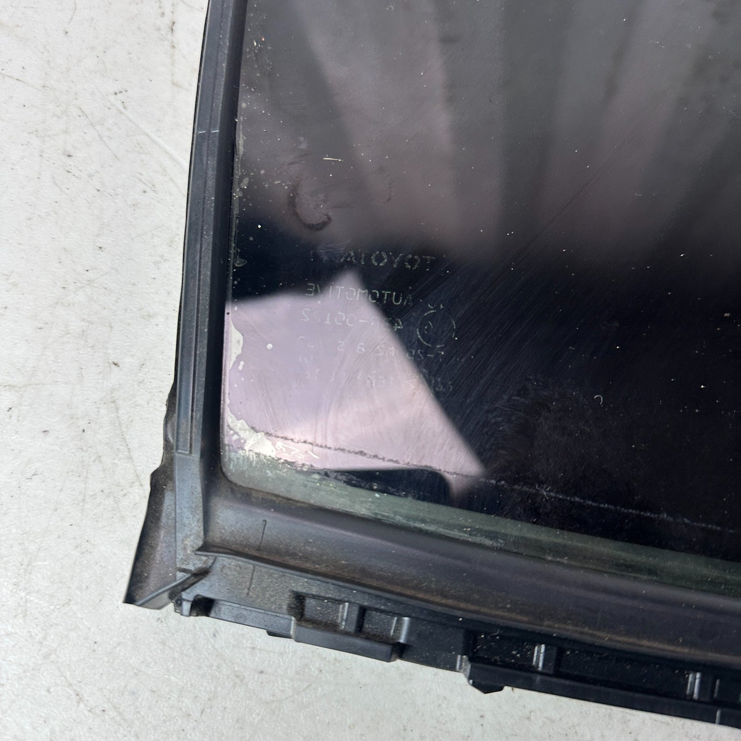 2020-2025 TOYOTA COROLLA REAR RIGHT SIDE DOOR VENT WINDOW GLASS 68188-12370 OEM
