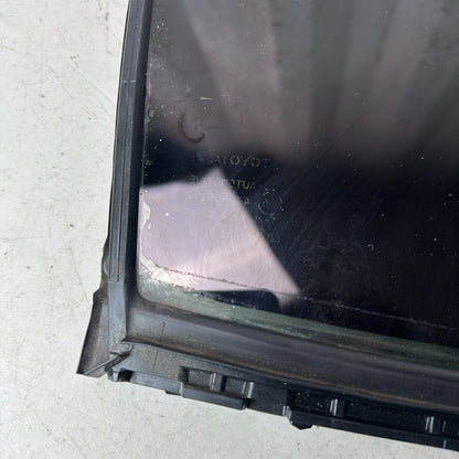 2020-2025 TOYOTA COROLLA REAR RIGHT SIDE DOOR VENT WINDOW GLASS 68188-12370 OEM