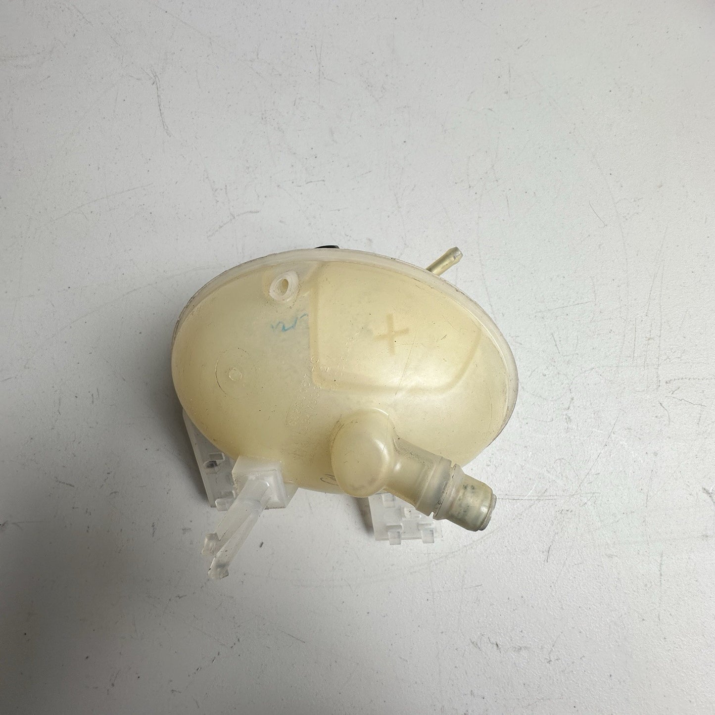 JEEP COMPASS 2017-2022 RADIATOR COOLANT RESERVOIR TANK BOTTLE W/ CAP OEM