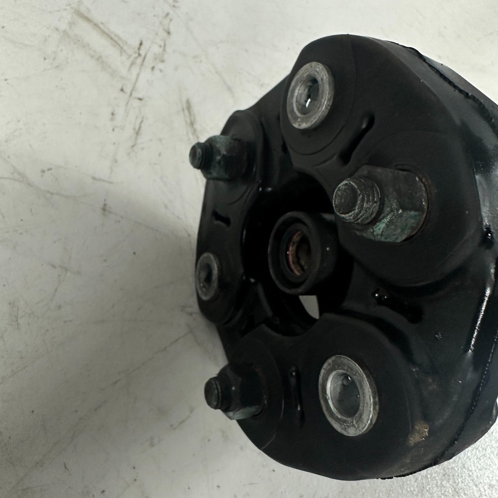 2016-2024 CHEVROLET CAMARO REAR PROPELLER DRIVE SHAFT DRIVESHAFT 84306999 OEM