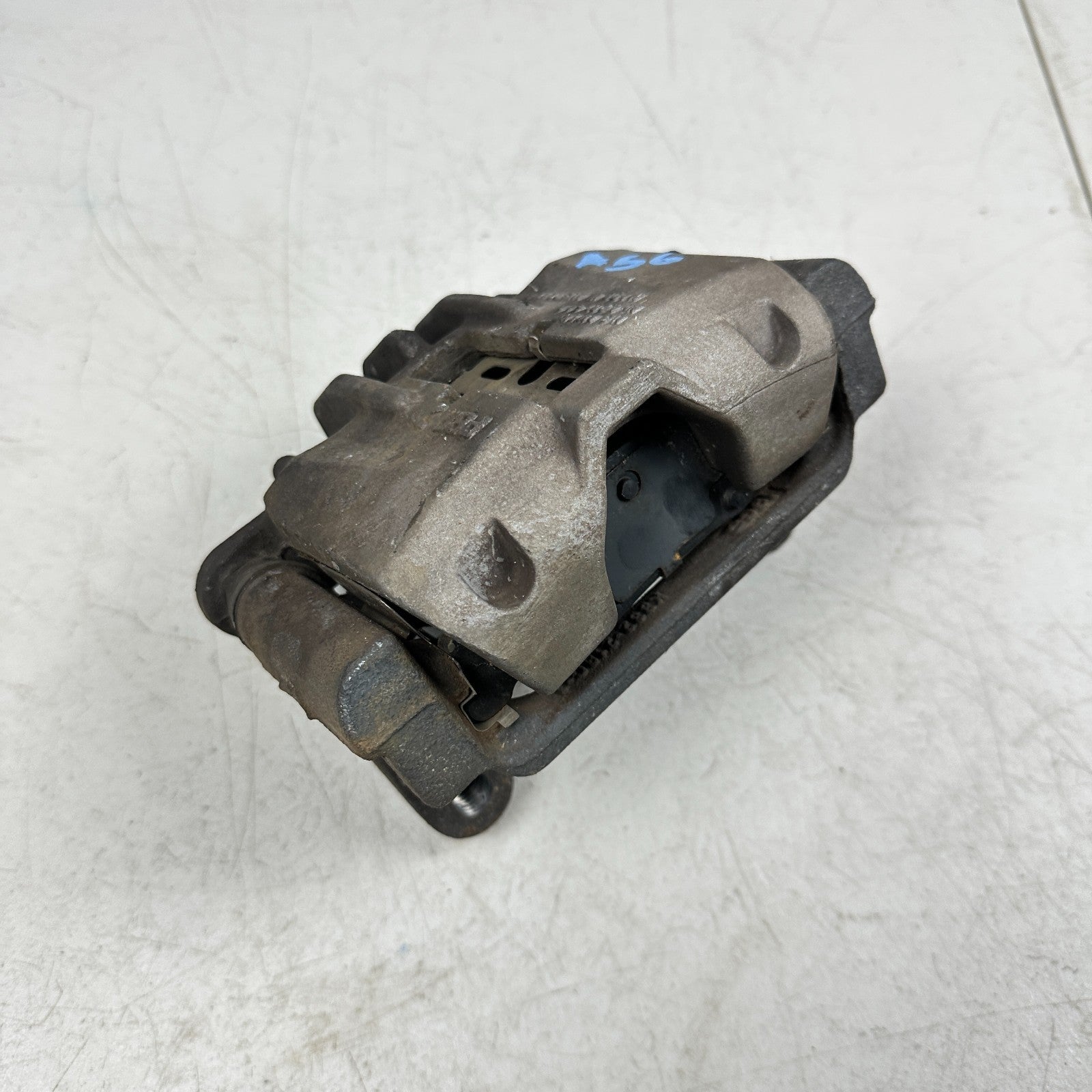 05 - 13 CHEVROLET CORVETTE REAR LEFT DRIVER SIDE BRAKE CALIPER W/ BRAKE PADS OEM