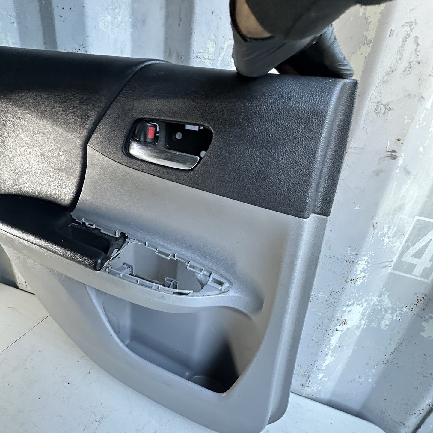 13-17 HONDA ACCORD SDN REAR LEFT INTERIOR DOOR PANEL TRIM OEM Black Leather/Gray