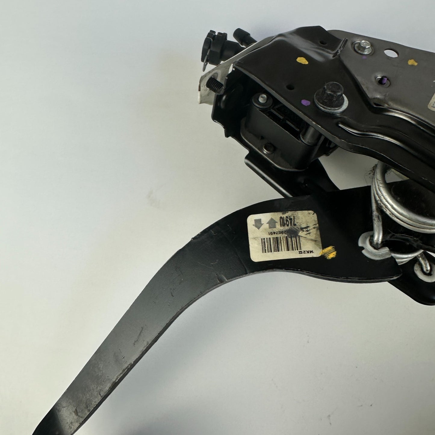 10-15 CHEVY CAMARO MANUAL TRANSMISSION BRAKE & CLUTCH PEDAL 22957491 92247627