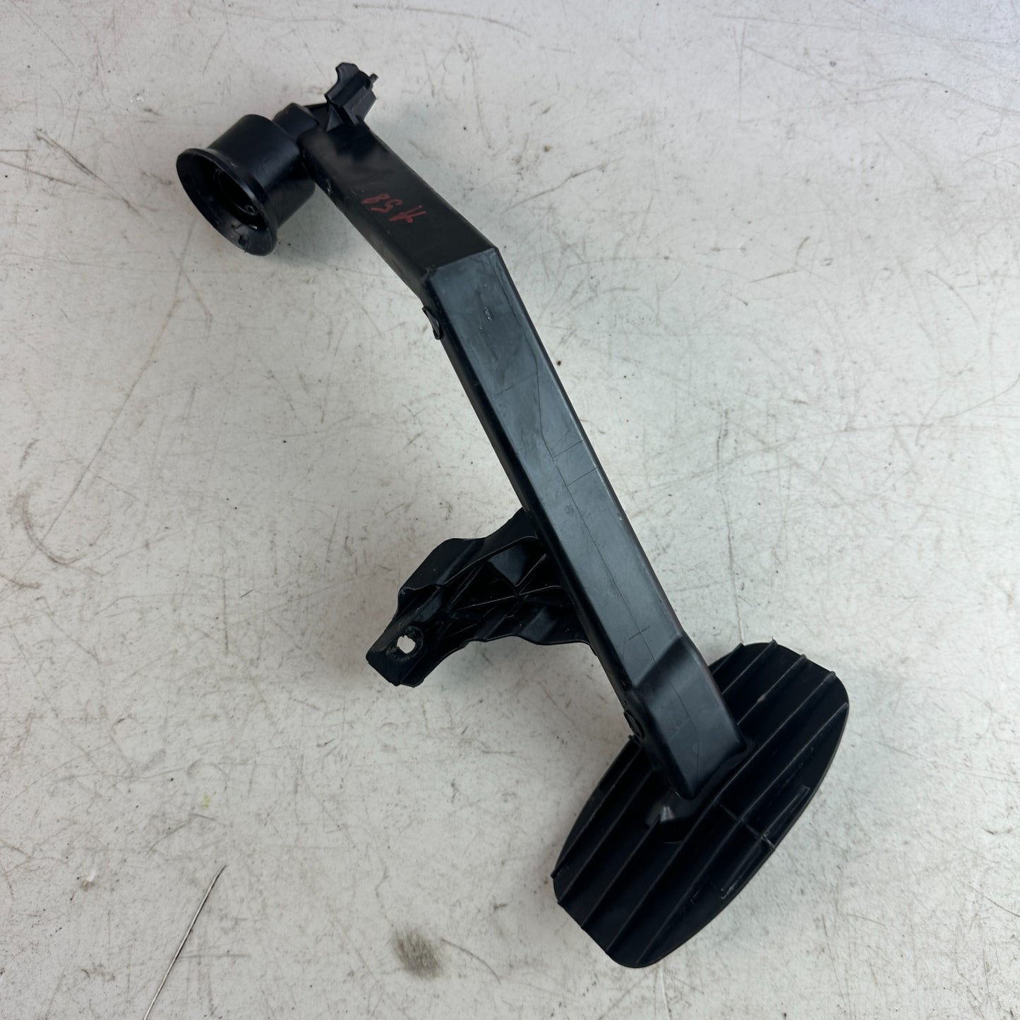 2015-2023 MERCEDES W205 C300 WINDSHIELD WASHER FLUID RESERVOIR FILLER NECK OEM
