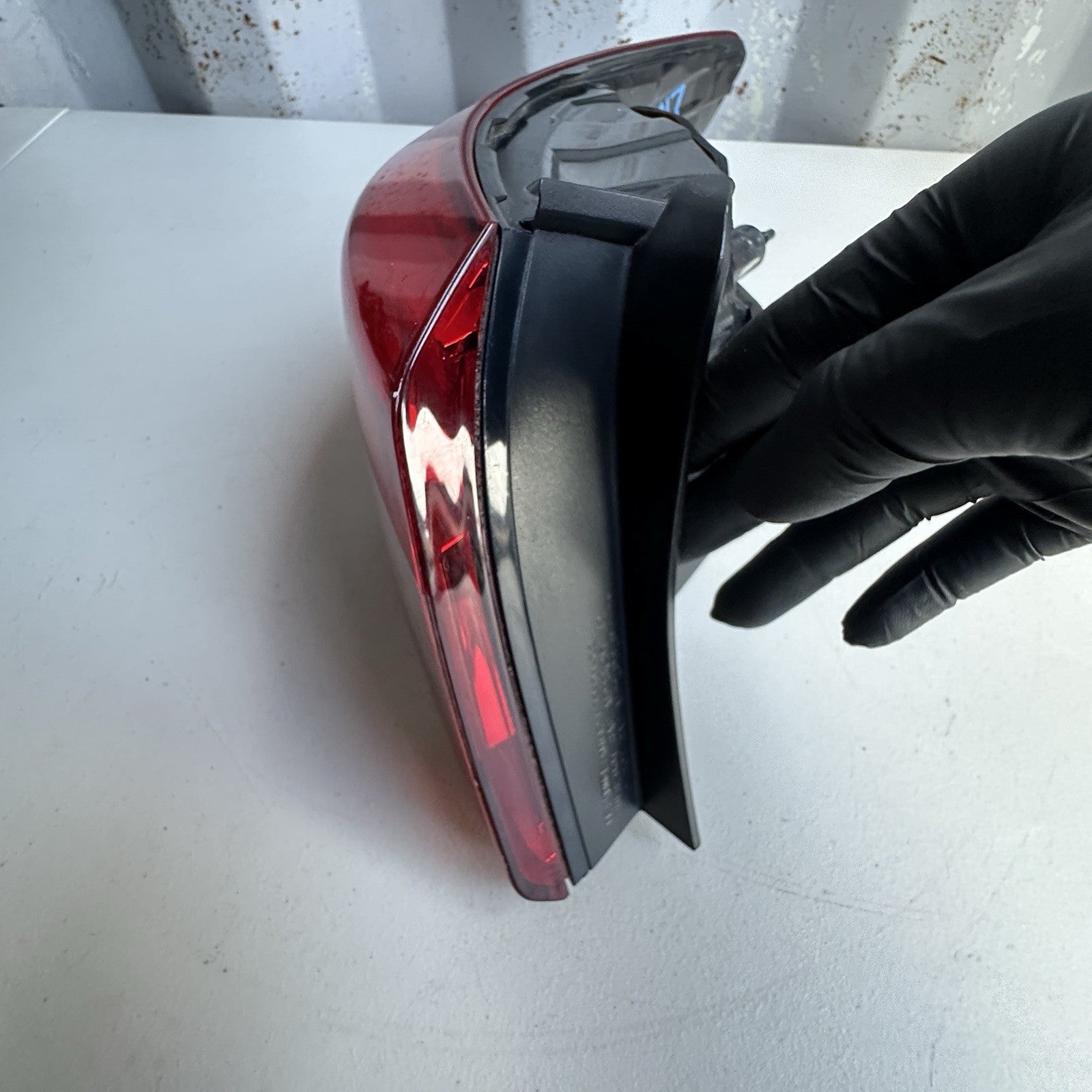 2015 2016 2017 HYUNDAI SONATA LEFT DRIVER SIDE QUARTER TAIL LIGHT OEM