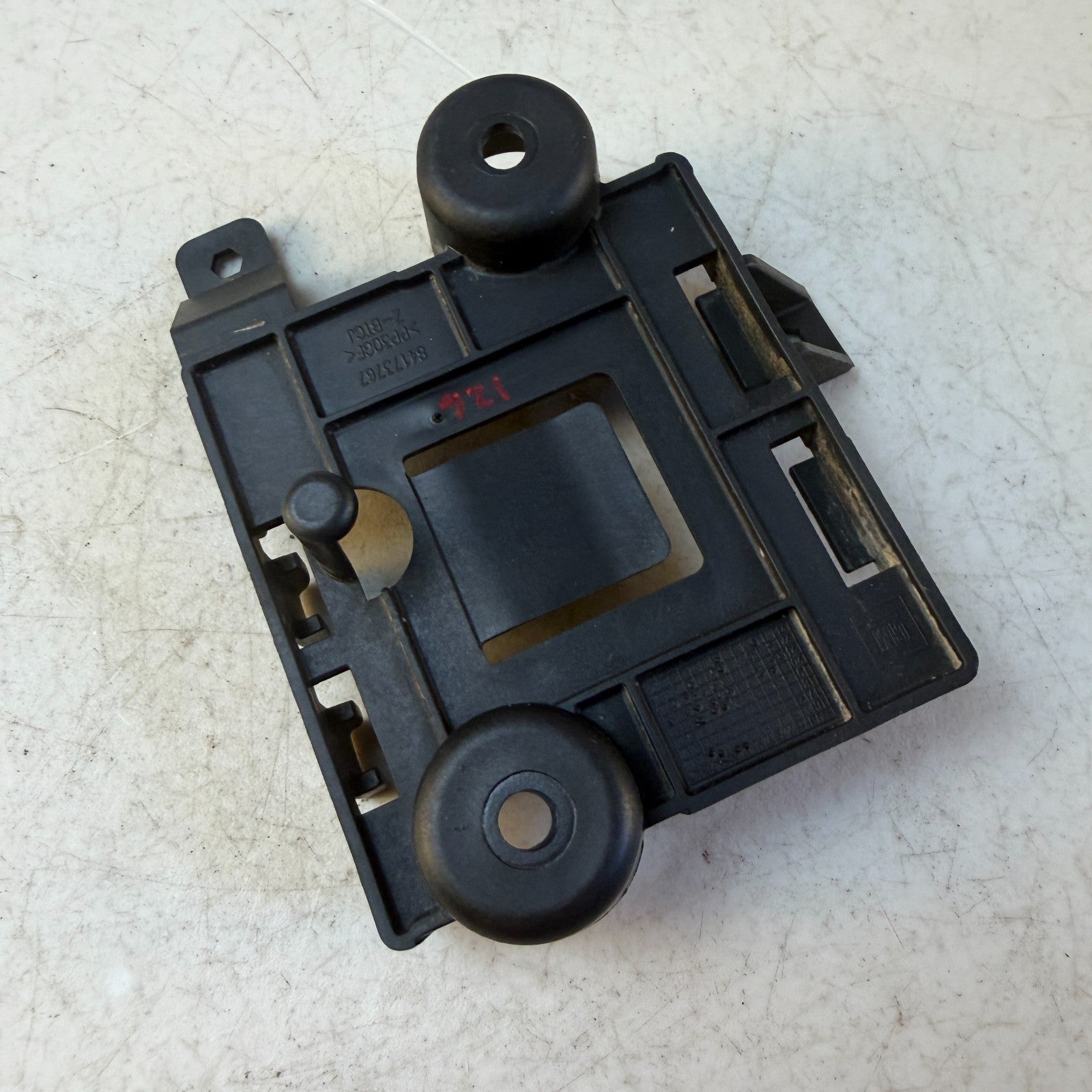 2019-2024 CHEVROLET CAMARO TCM TRANSMISSION CONTROL MODULE BRACKET 84173767 OEM
