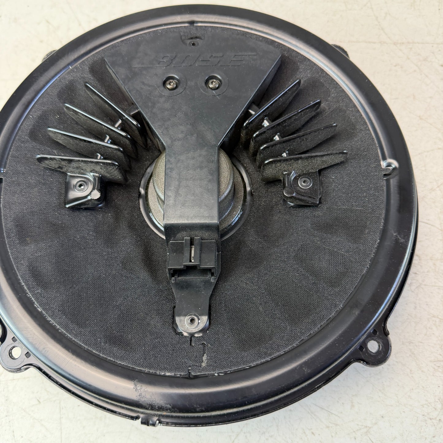 2005-2013 CHEVROLET CORVETTE BOSE LEFT OR RIGHT DOOR SUBWOOFER SPEAKER 10383566