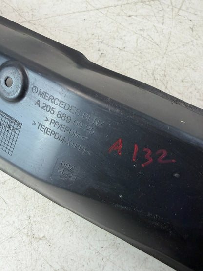2015-2021 MERCEDES W205 C300 C43 C63 FRONT RIGHT FENDER REARWARD GAP COVER OEM
