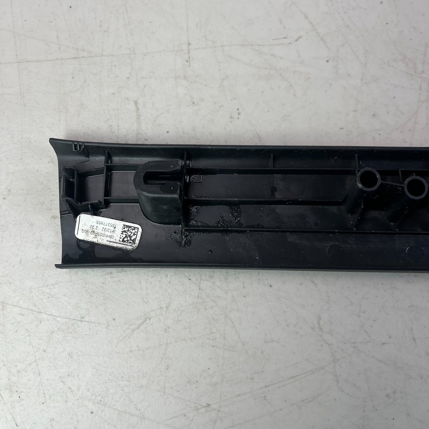 2017-2022 HONDA CR-V CRV FRONT RIGHT PASSENGER DOOR SILL GANISH 84201-TLA-A00