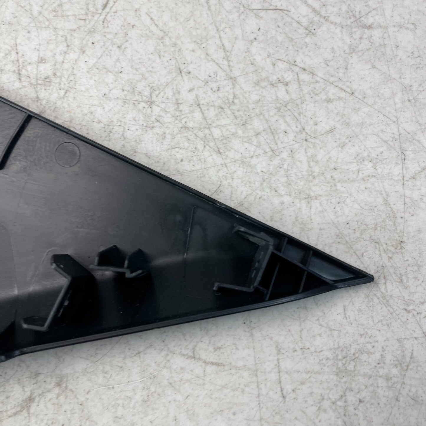 2015-21 MERCEDES C300 FRONT RIGHT PASSENGER SEAT OUTER RECLINE COVER A2059192022