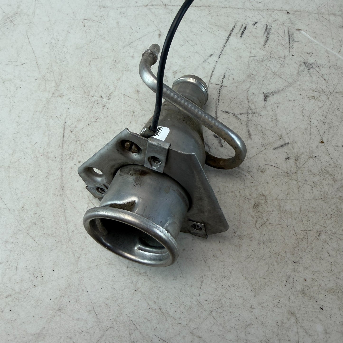 2006-2013 CHEVROLET CORVETTE C6 FUEL GAS TANK FILLER NECK RECEIVER PIPE CAP OEM