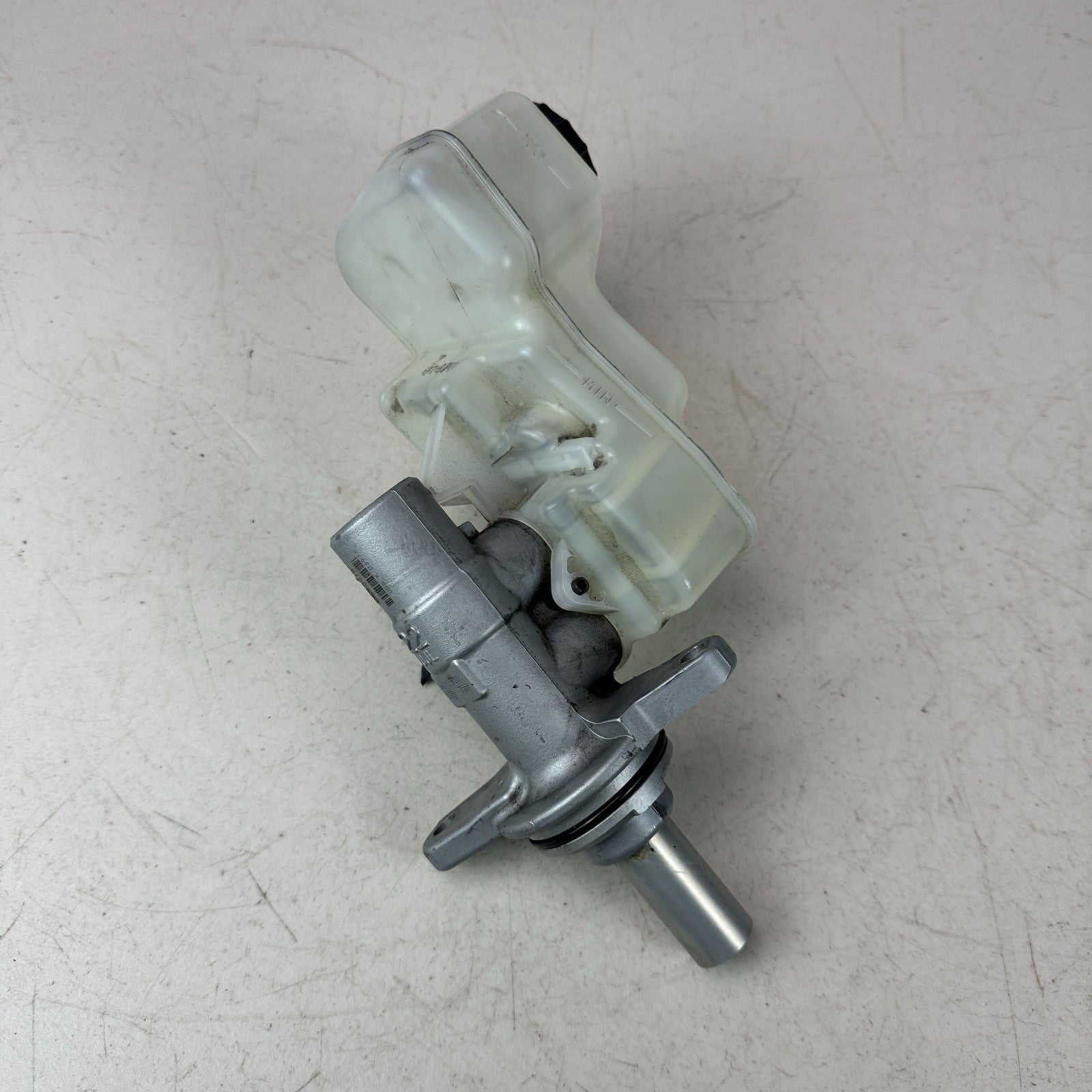 2019-2023 TOYOTA COROLLA BRAKE BOOSTER MASTER CYLINDER W/ RESERVOIR TANK OEM