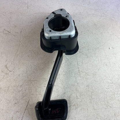 2015-2021 MERCEDES W205 C300 BRAKE FOOT STOP PEDAL & SENSOR A2052920415 OEM