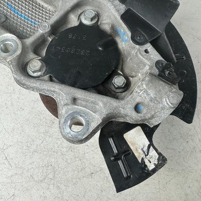 2014–2019 CHEVY CORVETTE C7 FRONT LEFT DRIVER SIDE SPINDLE KNCUKLE WHEEL HUB OEM