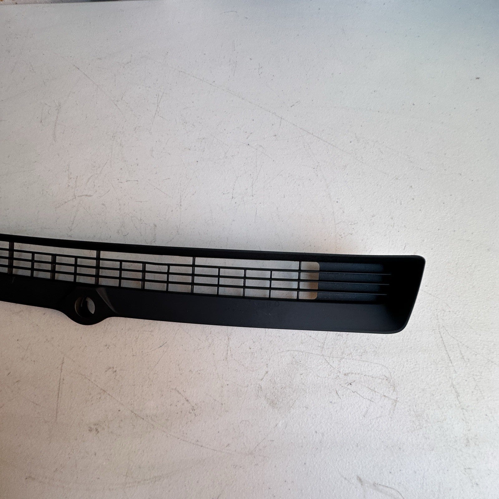 15-19 CHEVY CORVETTE C7 OEM CENTER DASH UPPER DEFROST VENT TRIM OEM GM