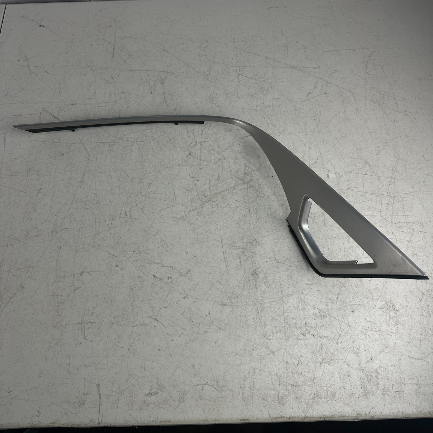 2014-2019 CHEVROLET CORVETTE DASHBOARD INSTRUMENT PANEL BEZEL TRIM MOLDING OEM