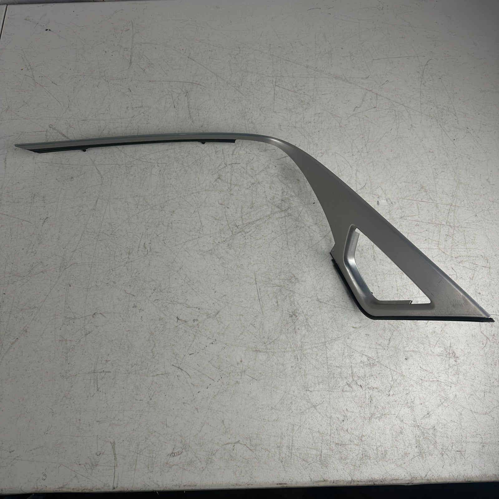 2014-2019 CHEVROLET CORVETTE DASHBOARD INSTRUMENT PANEL BEZEL TRIM MOLDING OEM