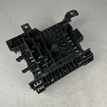2014-2019 CHEVROLET CORVETTE C7 WIRING JUNCTION BLOCK BOX BRACKET 84388798 OEM