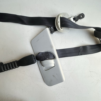 2016 2017 2018 2019 2020 Kia Sorento Front RIGHT Side Seat Belt / Buckle OEM BLK