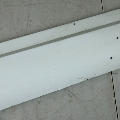 2017-2020 MASERATI LEVANTE FRONT RIGHT EXTERIOR DOOR LOWER MOLDING WHITE OEM